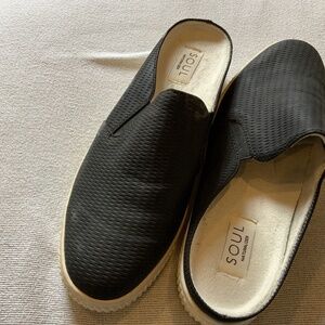 SOUL by Naturalizer Sz 9 Black Mule